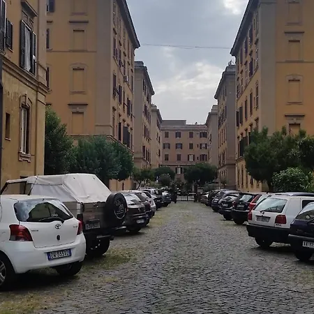 Base Dell'avventura - Metro Manzoni, Metro Lodi & Wi-fi Apartment Rom